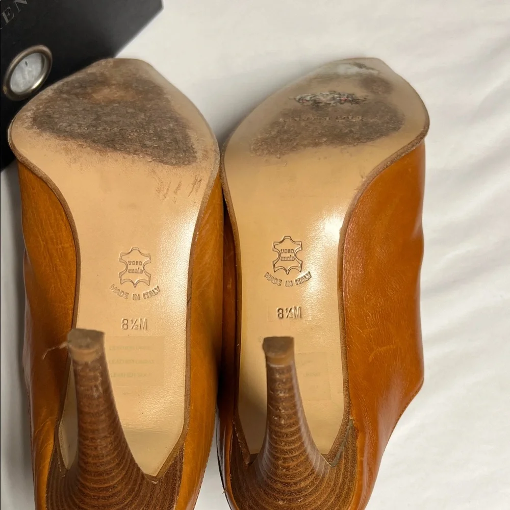 Kenneth Cole Point Blank Brown/Tan Leather Mule Ankle Boots